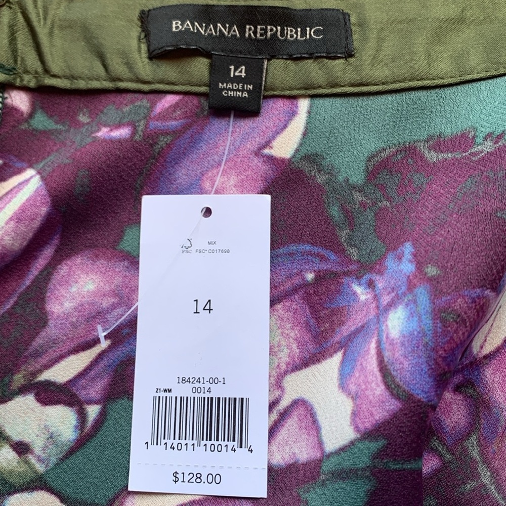 Banana Republic Bold floral midi skirt - Picture 3 of 6